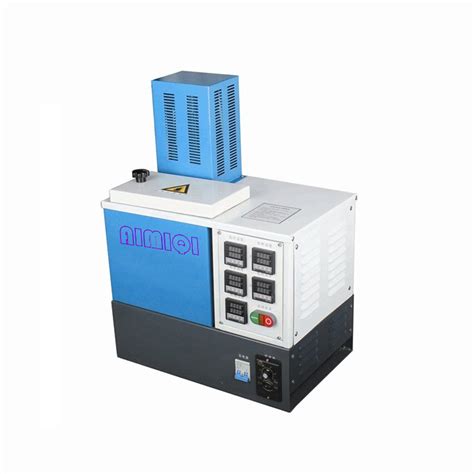 Shenzhen Mingqi Robot Intelligent L Pipes Hot Melt Glue Adhesive Machine For Paper Cardboard