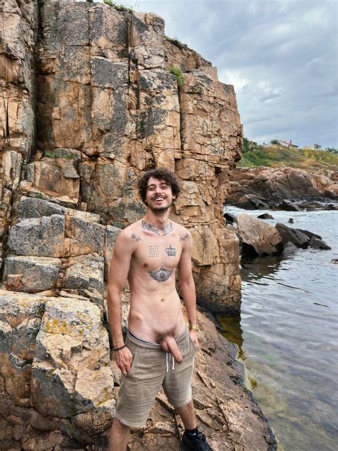 Public Naked Guys Gifs Pics Photo 2426 BoyFriendTV