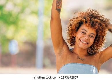 9 Hundred Latina Woman Tattoos Royalty Free Images Stock Photos Pictures Shutterstock