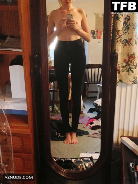 Tamsin Egerton Sexy Poses Topless Showcasing Her Nude Tits In Various Selfies Aznude