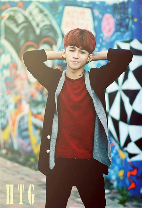 Hot boy Hà thành giải mã loạt hình xăm trên người