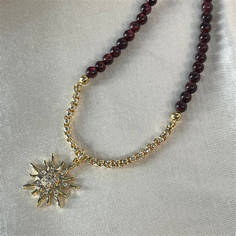 Купить Бусы из Граната с подвеской артикул 097181 | Радуга Самоцветов.