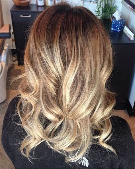 Natural Honey Blonde Balayage Hair Hair Styles Honey Blonde Hair