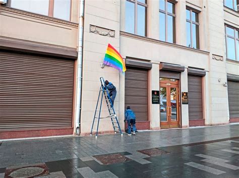 Polizei Nahm Angeblich Pussy Riot Mitglieder Fest Kulturpolitik DerStandard At Kultur