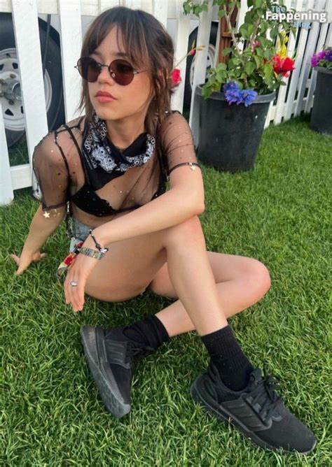 Jenna Ortega Nude Photos Videos Thefappening