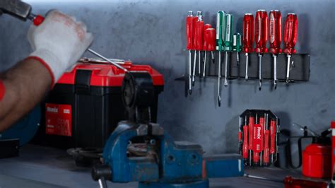 discover  screwdriver types   unique features