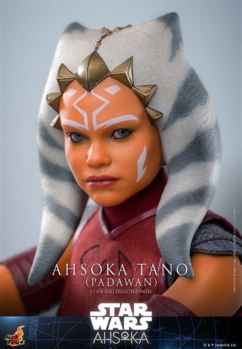 Star Wars Ahsoka Hot Toys Ahsoka Tano Padawan Figure The Toyark News