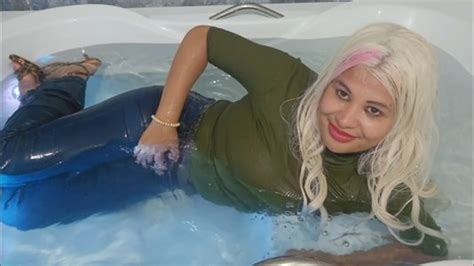 Jeans Wetlook Porn Videos Clips Sale