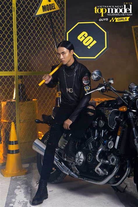 Màn lột xác ngoạn mục của hot boy múi