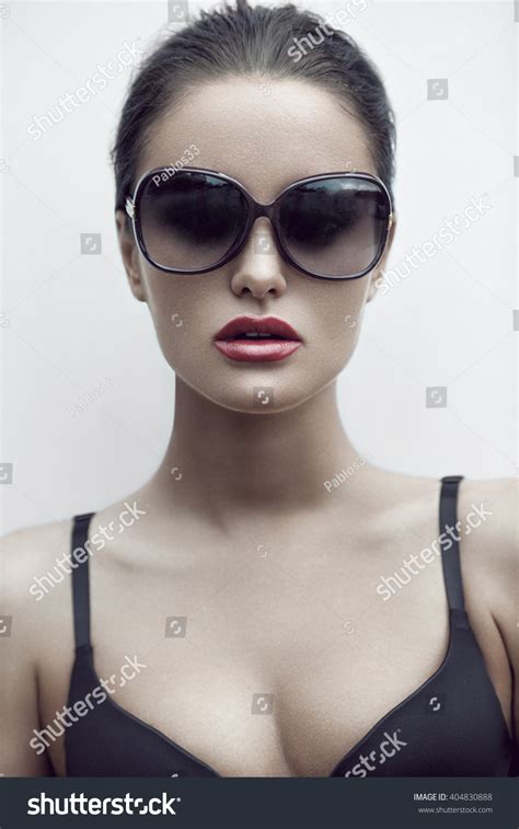 Fashion Beauty Portrait Beautiful Glamorous Brunette Stock Photo 404830888 Shutterstock