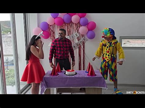 I Fuck Birthday Girl At Her Father S House While He Works Xvideos