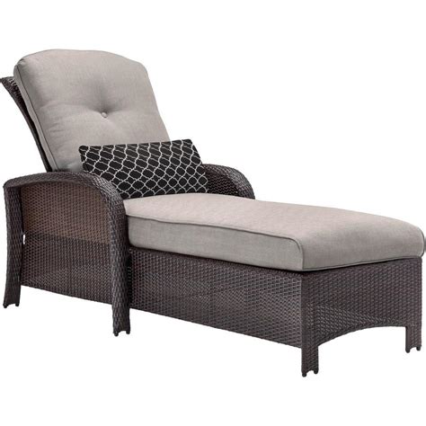 Hanover Outdoor Furniture Strathmere Wicker Wicker Chaise Lounge Chair