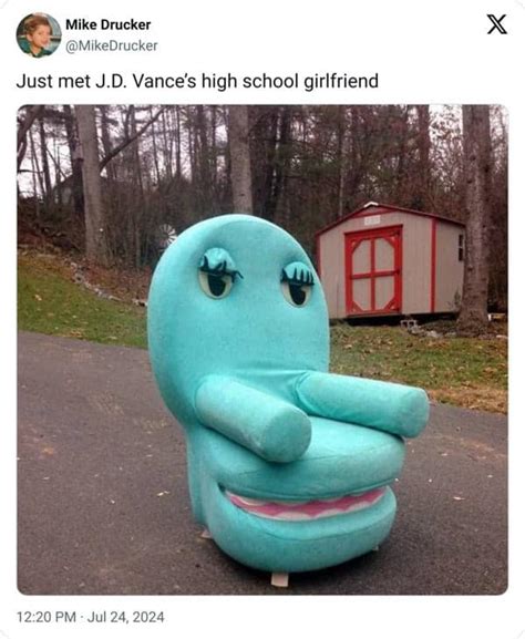 JD vance couch memes-28-20240726 - Thunder Dungeon | The Funniest Memes ...