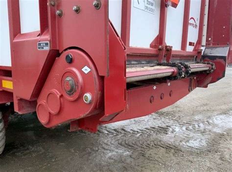 Meyer Rt Boss Forage Wagon L Web Rear Unload Rear Gate