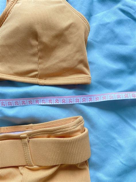 Swimsuit bikini 比堅尼泳衣 女裝 女裝 泳裝 泳衣 Carousell