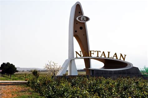 Фото Naftalan Şehir Heykeli в городе Нафталан