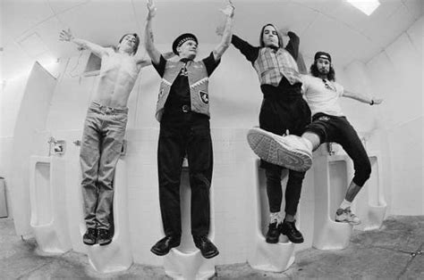 Pin De Carly Gilliam Em Red Hot Chili Peppers