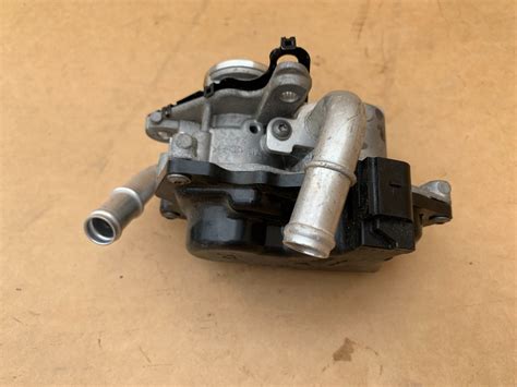 Prima pagină AUDI A3 A3 8Y EGR VW Golf 7 1 6 tdi 04L131501S 04L