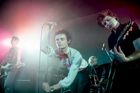 Pistol minissérie sobre os Sex Pistols mergulha na rebeldia punk dos anos 70 VEJA SÃO PAULO