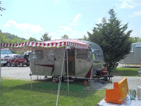 Camper At Tn Vintage Camper Rally May 2012 Vintage Camper Vintage
