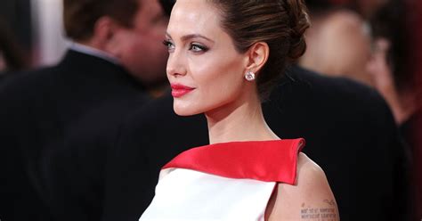Angelina Jolie: I had preventive double mastectomy - CBS News