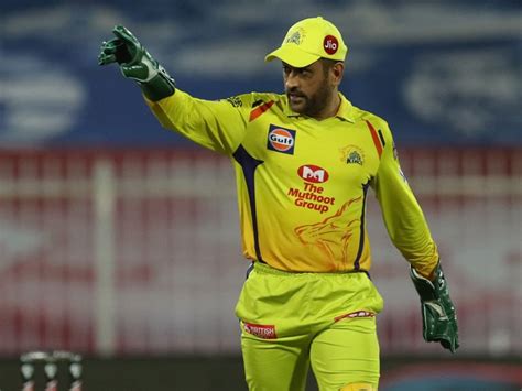 ipl  csk  rr ms dhoni scripts history   player