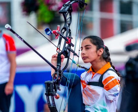 In Pics Indias Year Old Armless Archer Sheetal Devis Pathbreaking