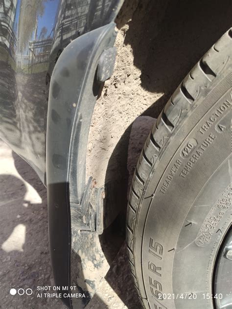 Короткие брызговики — Ford Focus Hatchback II, 1,6 л, 2008 года ...