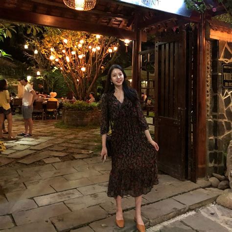 Ngỡ ngàng với nhan sắc hot girl Hàn Quốc lạc vào stream Bomman Tôi không hiểu anh ấy nói gì