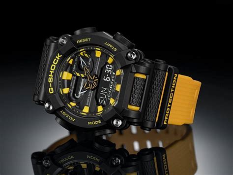 GA 900A 1A9 G SHOCK ANALOG DIGITAL GA 900 SERIES CASIO MIDDLE EAST