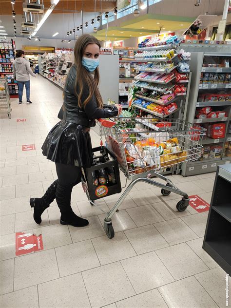 Madame Alaska Official Madame Alaska Nude OnlyFans Leaks Fappening FappeningBook