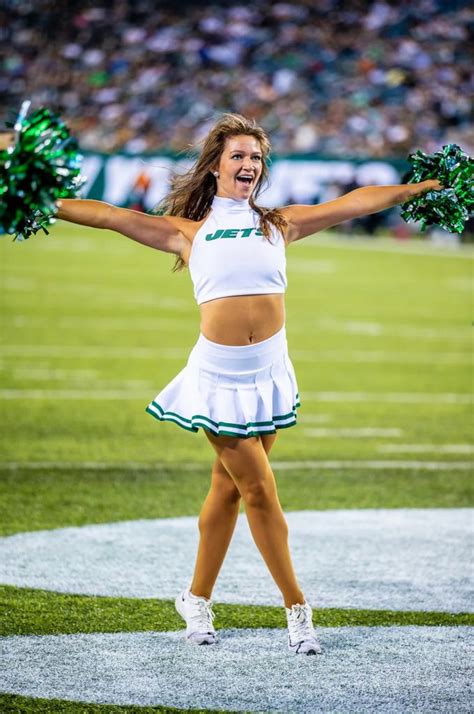 Pin By FavoriteSense On Cheer Jets Cheerleaders New York Jets Hot Cheerleaders