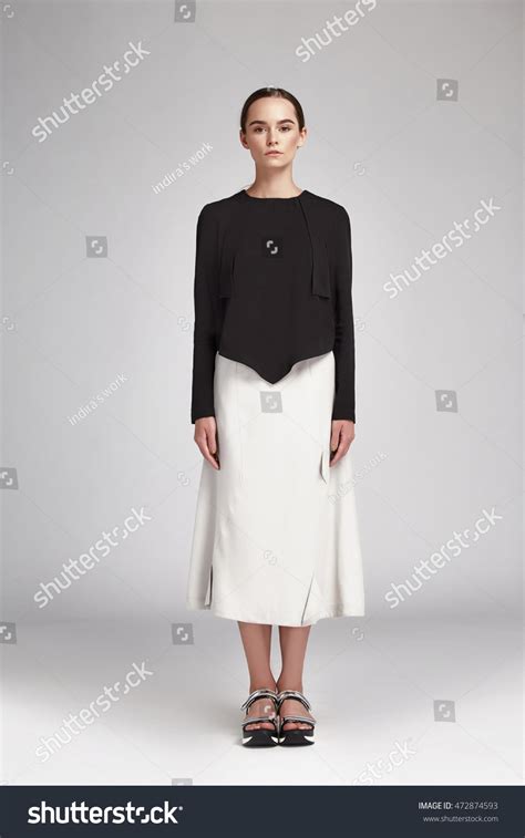 Beautiful Sexy Glamour Fashion Model Brunette Stock Photo 472874593 Shutterstock