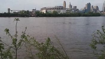 Urinals In America Ohio River XVIDEOS