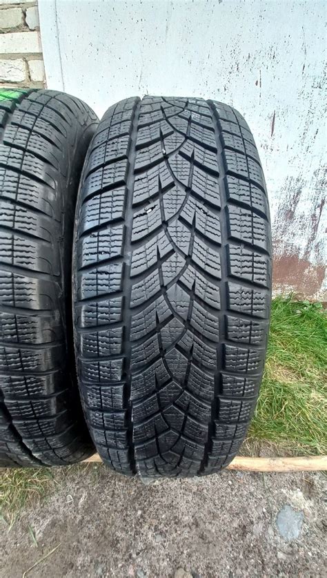 Шини зимові 4шт R17 GoodYear UltraGrip 225/65/17 вир. Німеччина 7мм.: 1 ...