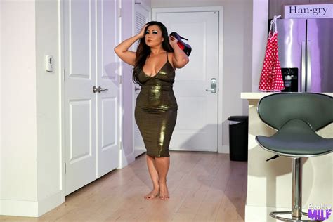 Curvy MILF Krystal Davis Wants To Get Her Wet Pussy Drilled Hard Photos