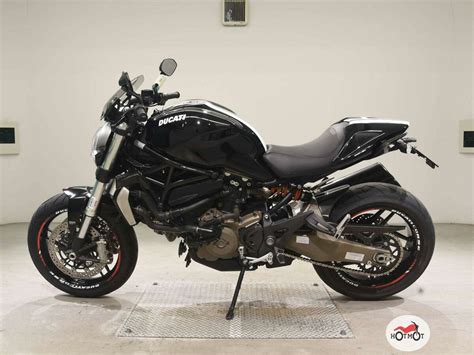 Купить б у Ducati Monster 821 инжектор 6 передач в Москве чёрный naked bike 2014 года по цене