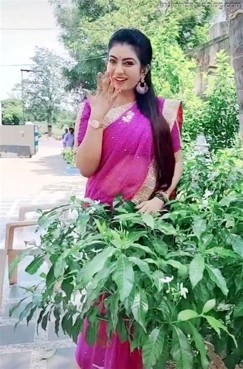 Anu Neela Elakiya Tamil Tv Actress T1 28 Hot Saree Pics Indiancelebblog