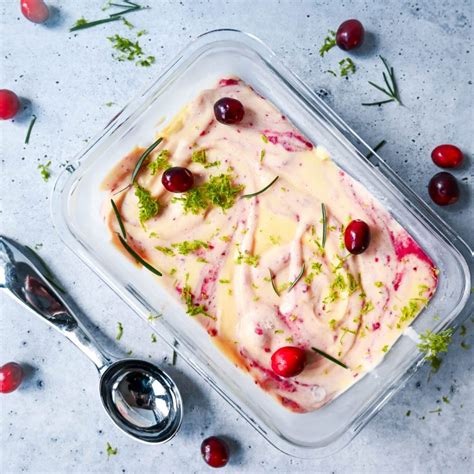 Making Ice Cream Without an Ice Cream Maker - Scoops And Savor