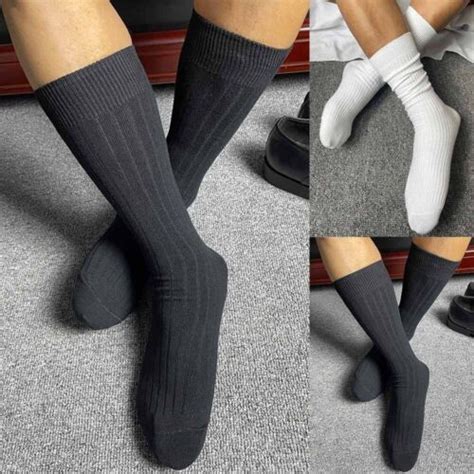 Chaussettes habillées solides élégantes pour hommes confortables et