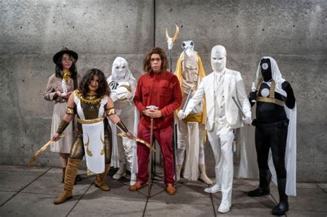 Photos Check Out Cosplayers Amazing Outfits At La Comic Con Daily News