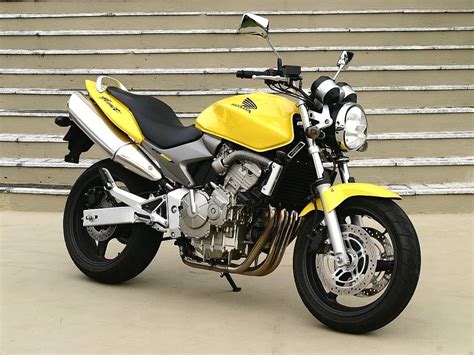 Honda Hornet Saiba Mais Sobre A Lend Ria Moto Naked Retornar Transformando Vidas