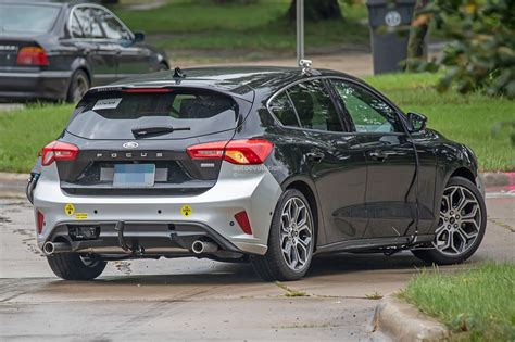 2020 Ford Focus ST Revealed By Naked US Prototype Has 2 3L EcoBoost