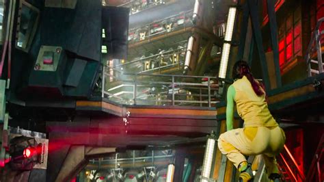 Naked Zoe Saldana In Guardians Of The Galaxy