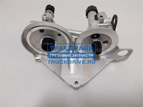 Оригинальный кронштейн топливного фильтра Volvo FH12 2000-2008 г.в. (с ...