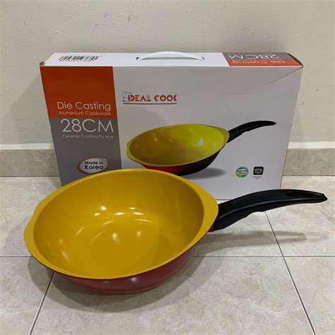 28cm Ceramic Coating Fry Wok, Furniture & Home Living, Kitchenware ...