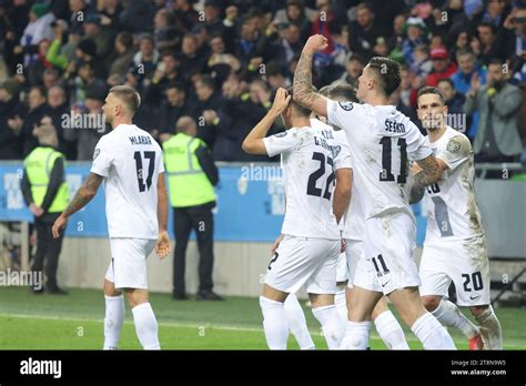 Uefa euro 2024 slovenia hi-res stock photography and images - Alamy