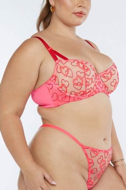 15 Best Plus Size Lingerie Sets Glamour UK