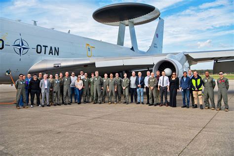 Otan Recebe Primeiro E A Awacs Moderniza O Final Airway