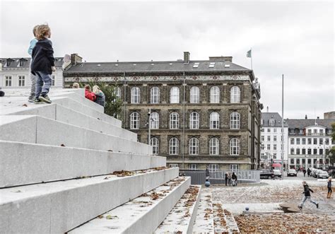 Bildergalerie Zu Platz Von COBE In Kopenhagen Teppich Mit Treppen